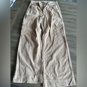 American Eagle Super High-Rise Baggy Wide leg pants in tan corduroy